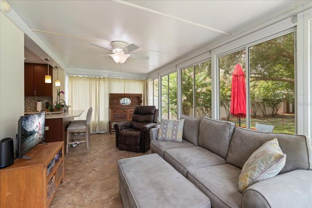 4321 S THATCHER AVENUE, Tampa, FL 33611