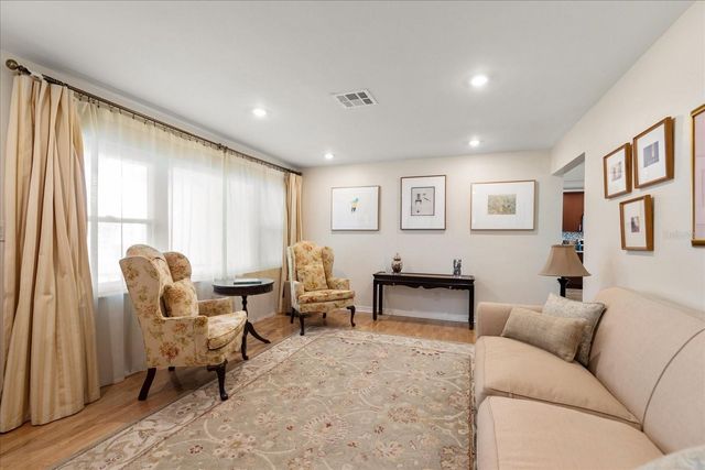 4321 S THATCHER AVENUE, Tampa, FL 33611