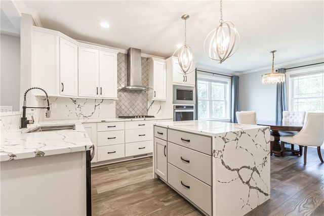 8437 Roosevelt Drive, Royalton, NY 14067