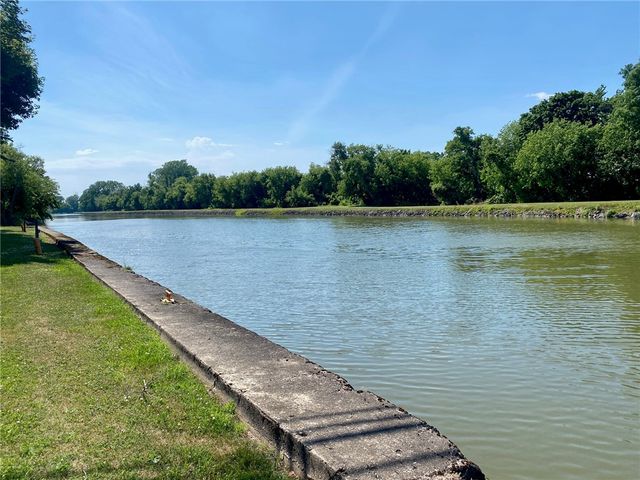 8437 Roosevelt Drive, Royalton, NY 14067