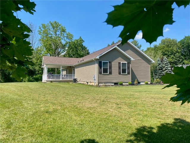 8437 Roosevelt Drive, Royalton, NY 14067