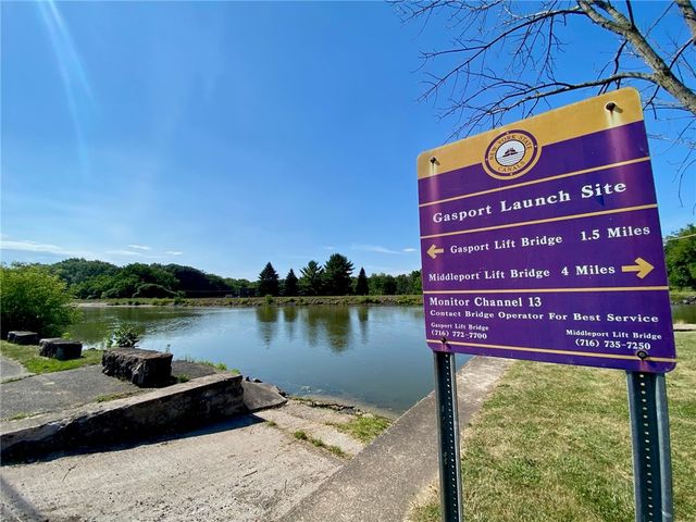 8437 Roosevelt Drive, Royalton, NY 14067