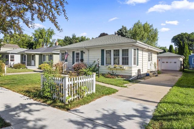 1342 WAUGOO AVENUE, Oshkosh, WI 54901