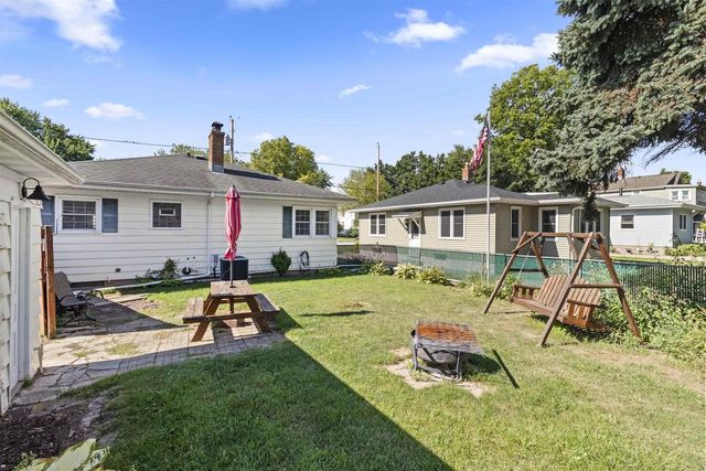 1342 WAUGOO AVENUE, Oshkosh, WI 54901