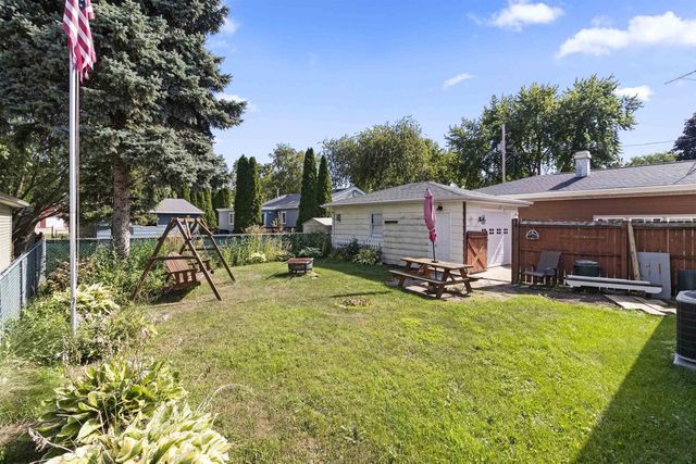 1342 WAUGOO AVENUE, Oshkosh, WI 54901