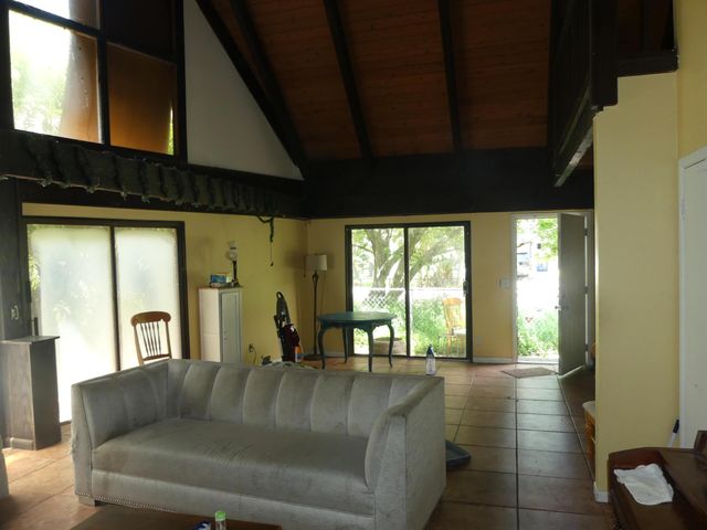 6640 Riggers Road, Lake Worth, FL 33462