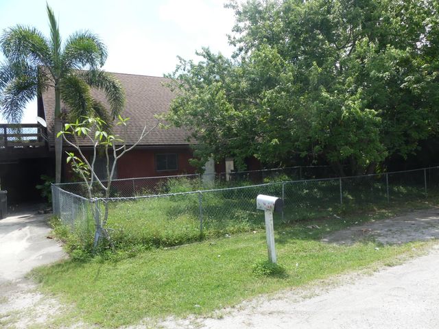 6640 Riggers Road, Lake Worth, FL 33462