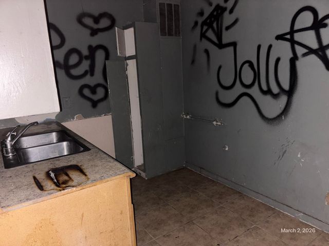 234 Texas Street NE, Albuquerque, NM 87108