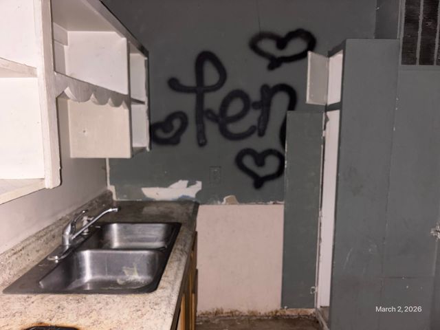 234 Texas Street NE, Albuquerque, NM 87108