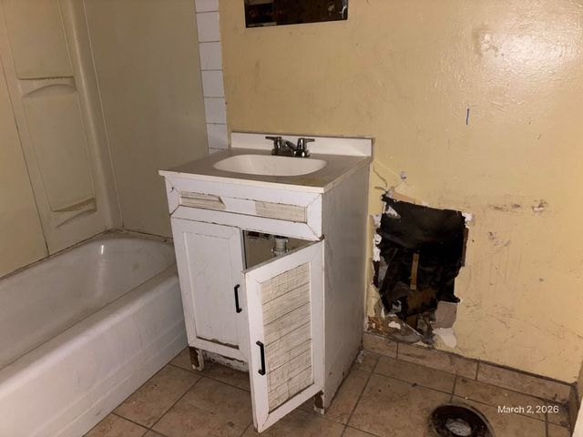 234 Texas Street NE, Albuquerque, NM 87108