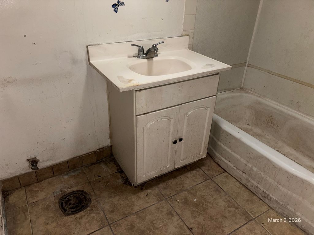 Image 19 of property listing at 234 Texas Street NE, Albuquerque, NM 87108