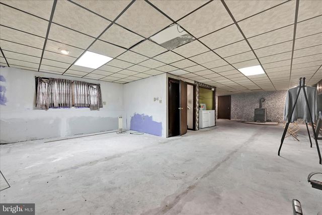 2001 CHESTNUT ST, Pottsville, PA 17901