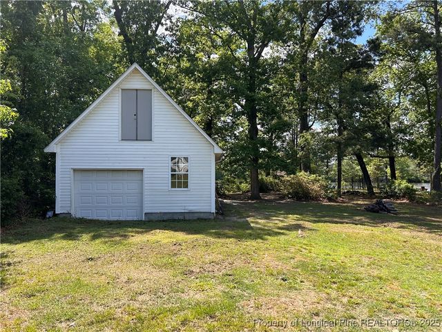 422 Lansdowne Road, Fayetteville, NC 28314