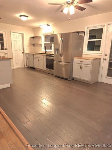 422 Lansdowne Road, Fayetteville, NC 28314