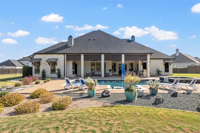 7031 Bannister Street, Mcgregor, TX 76657