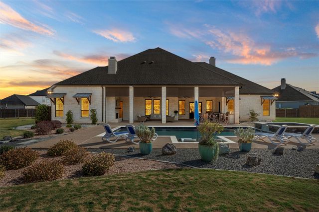 7031 Bannister Street, Mcgregor, TX 76657