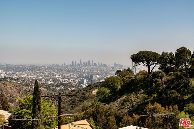 7107 Pacific View Drive, Los Angeles, CA 90068