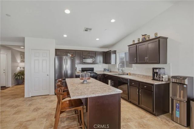 11866 Andrews, Victorville, CA 92392