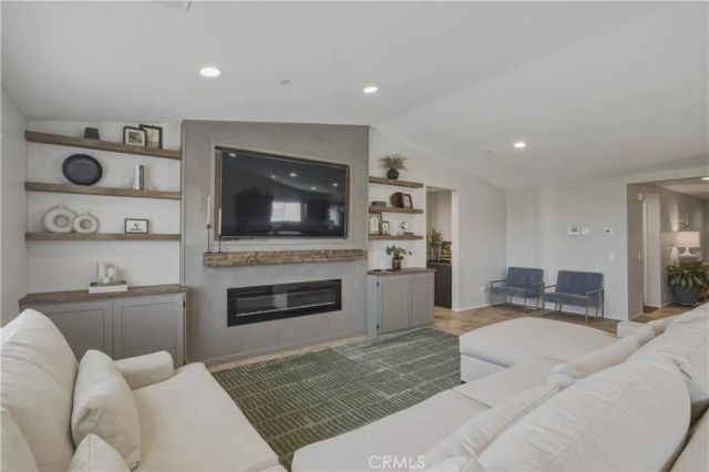 11866 Andrews, Victorville, CA 92392