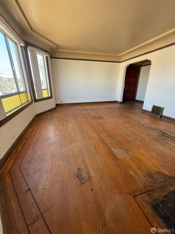 1283 Gilman Avenue, San Francisco, CA 94124