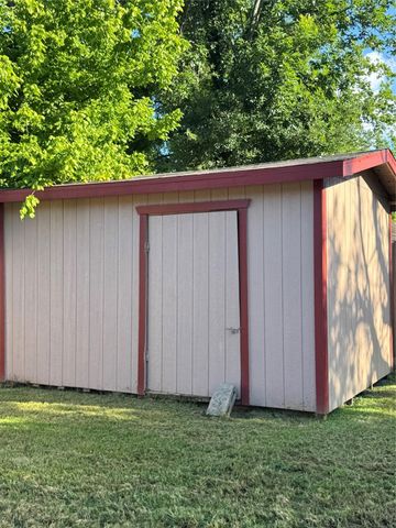 209 W 8th Street, Deer Park, TX 77536