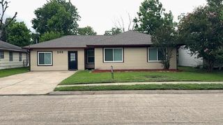 209 W 8th Street, Deer Park, TX 77536