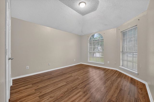 7700 Black Bear Court, Fort Worth, TX 76137