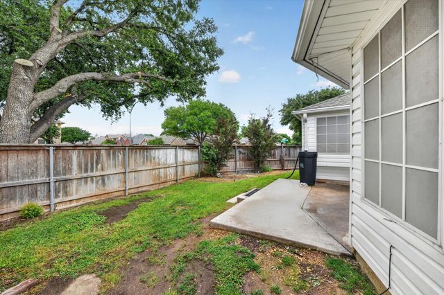 7700 Black Bear Court, Fort Worth, TX 76137