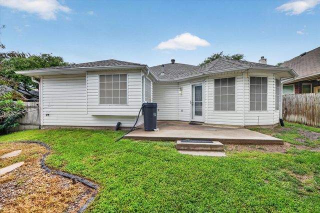 7700 Black Bear Court, Fort Worth, TX 76137