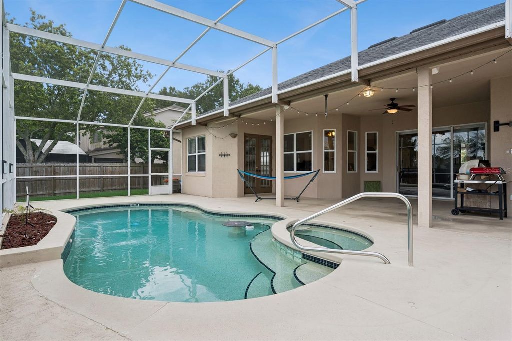 Image 30 of property listing at 632 TERRACE COVE WAY, Orlando, FL 32828