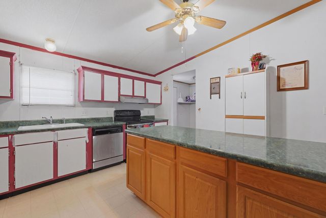 141 Mainester Lane, Saint Stephen, SC 29479