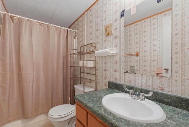 141 Mainester Lane, Saint Stephen, SC 29479
