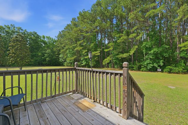 141 Mainester Lane, Saint Stephen, SC 29479