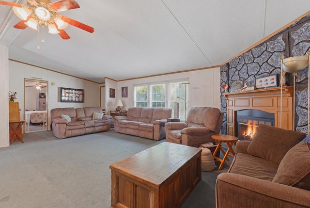 141 Mainester Lane, Saint Stephen, SC 29479