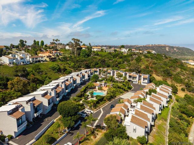2419 La Costa Ave Unit A, Carlsbad, CA 92009