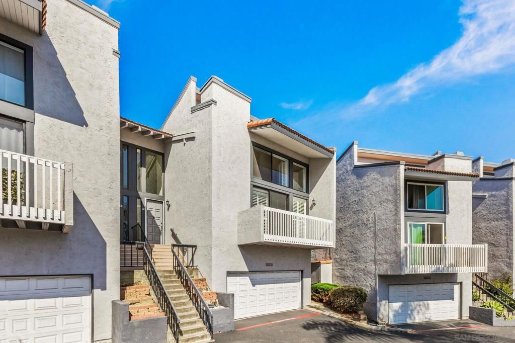 Image 2 of property listing at 2419 La Costa Ave Unit A, Carlsbad, CA 92009
