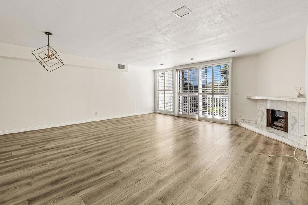 Image 3 of property listing at 2419 La Costa Ave Unit A, Carlsbad, CA 92009