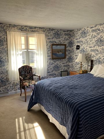50 Louise Rd, Braintree, MA 02184