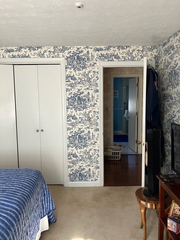 50 Louise Rd, Braintree, MA 02184