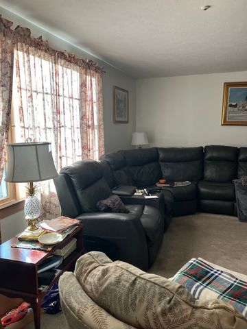 50 Louise Rd, Braintree, MA 02184