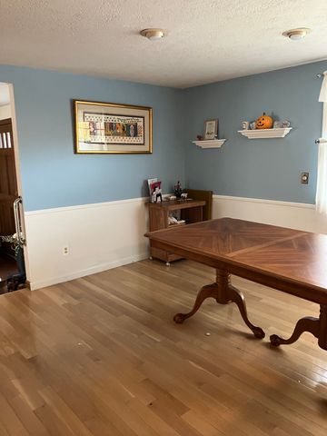 50 Louise Rd, Braintree, MA 02184