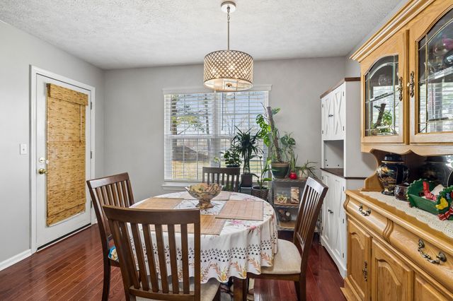 257 Mountain View Dr, Morrison, TN 37357