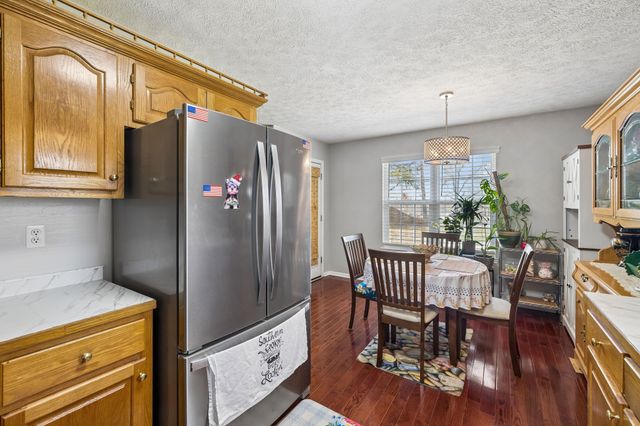 257 Mountain View Dr, Morrison, TN 37357