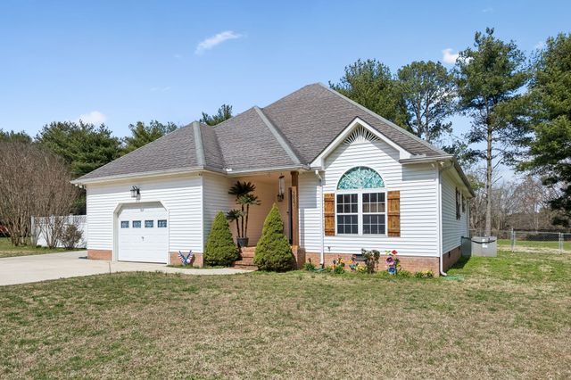 257 Mountain View Dr, Morrison, TN 37357