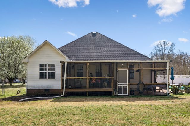 257 Mountain View Dr, Morrison, TN 37357