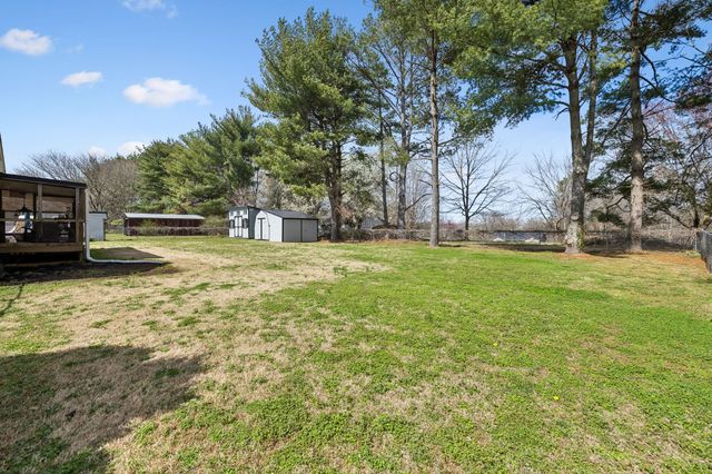 257 Mountain View Dr, Morrison, TN 37357