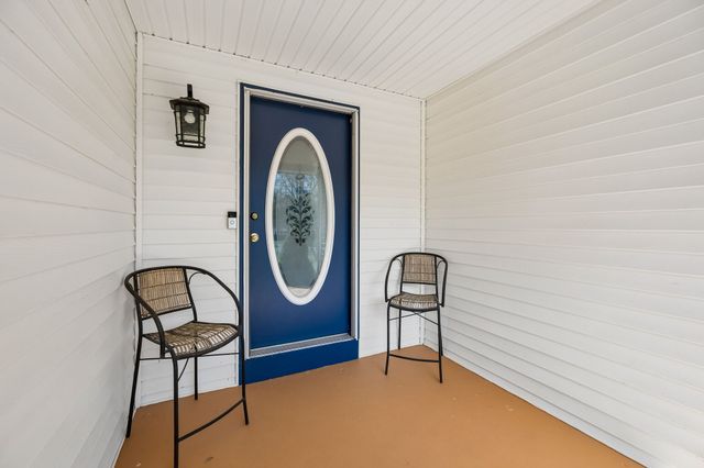 257 Mountain View Dr, Morrison, TN 37357