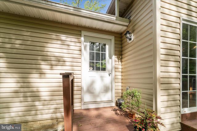 180 MOUNTAIN DEW CT, Harpers Ferry, WV 25425