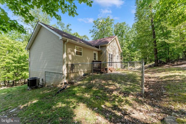 180 MOUNTAIN DEW CT, Harpers Ferry, WV 25425