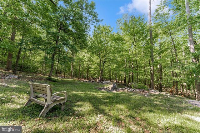 180 MOUNTAIN DEW CT, Harpers Ferry, WV 25425
